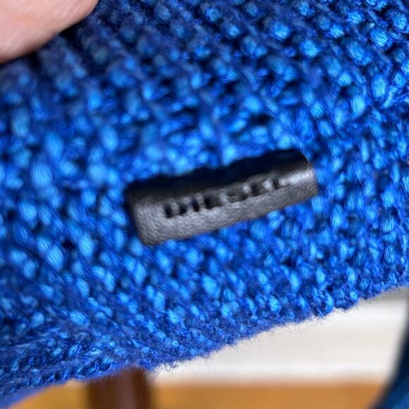 Diesel sweater women’s large electric blue chunky knit Italy‎ distressed Grunge - Picture 14 of 16